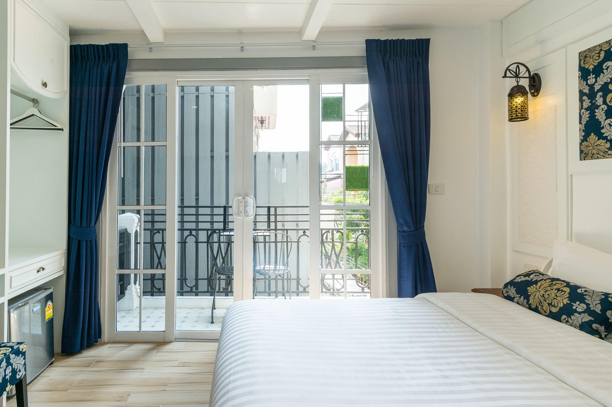 White Ivory Bed And Breakfast Bangkok Esterno foto